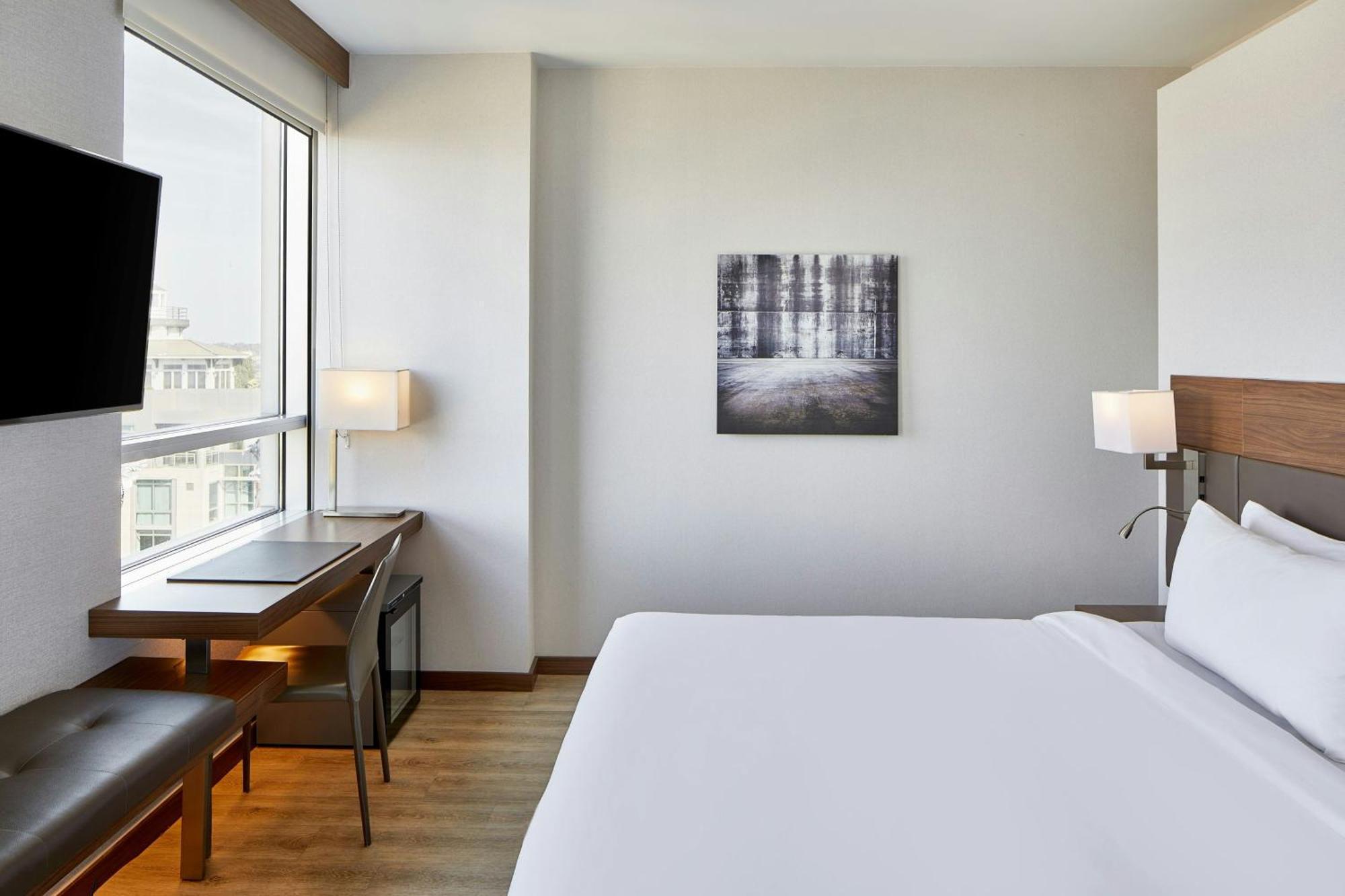 King Room River View,1643147533:JPEG
